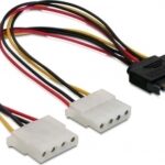 Delock 65159 Kabel Voeding SATA 15-polig naar 2 x 4-polig Molex female 20cm